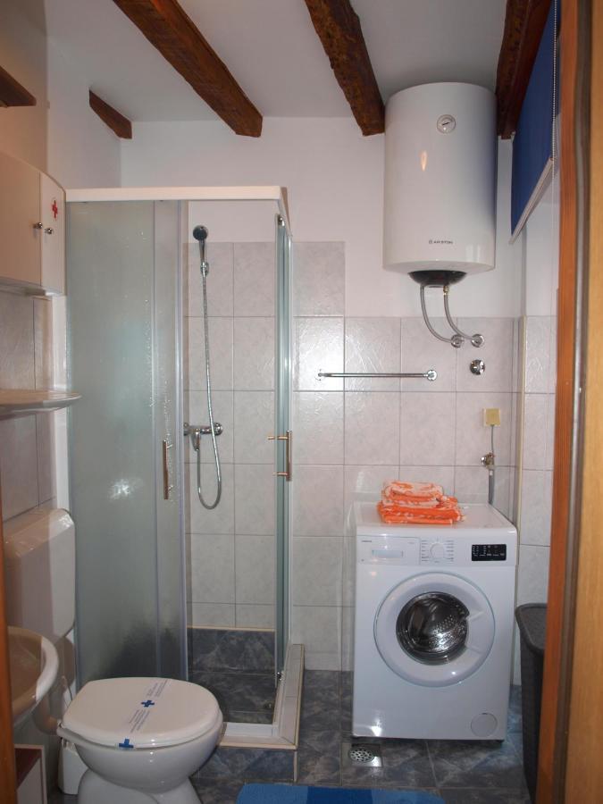 Apartment 52 Ровинь Экстерьер фото