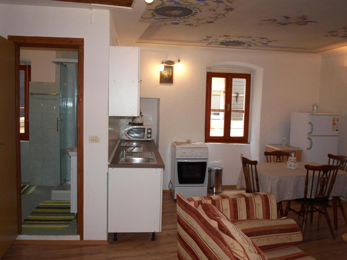 Apartment 52 Ровинь Экстерьер фото