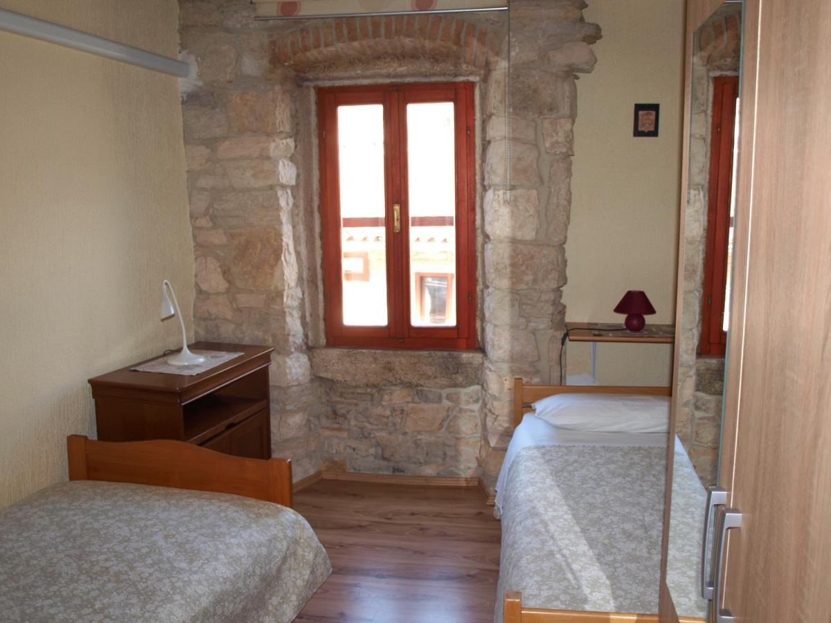 Apartment 52 Ровинь Экстерьер фото