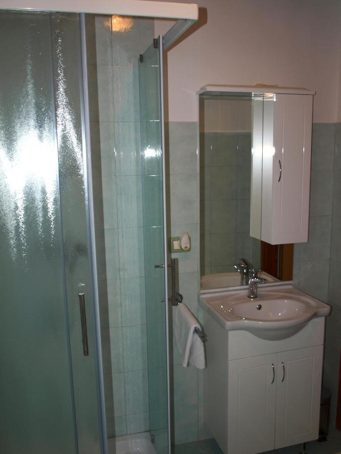 Apartment 52 Ровинь Экстерьер фото